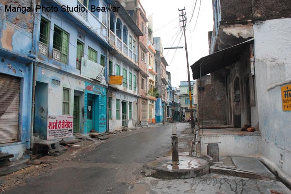 Purani Cinema Gali